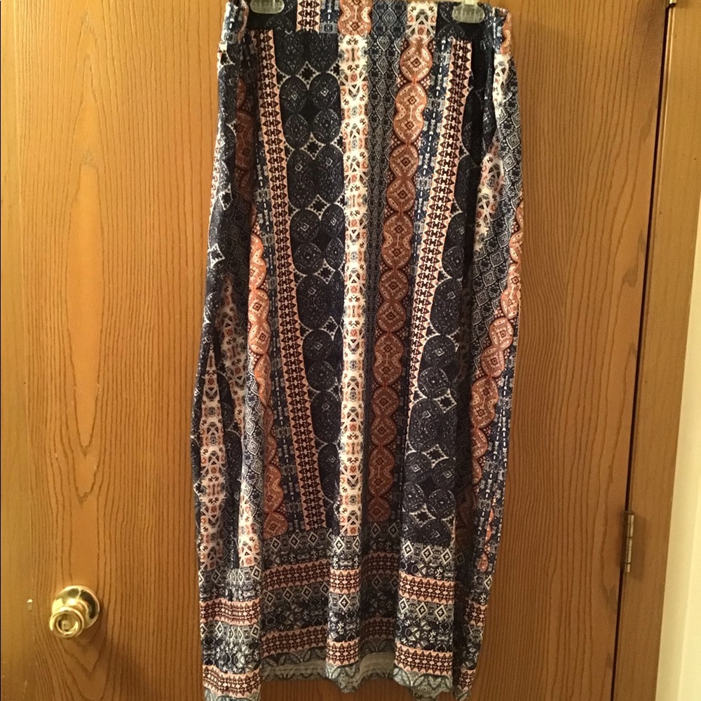 Blue, white and coral CJBanks maxi skirt 1x
